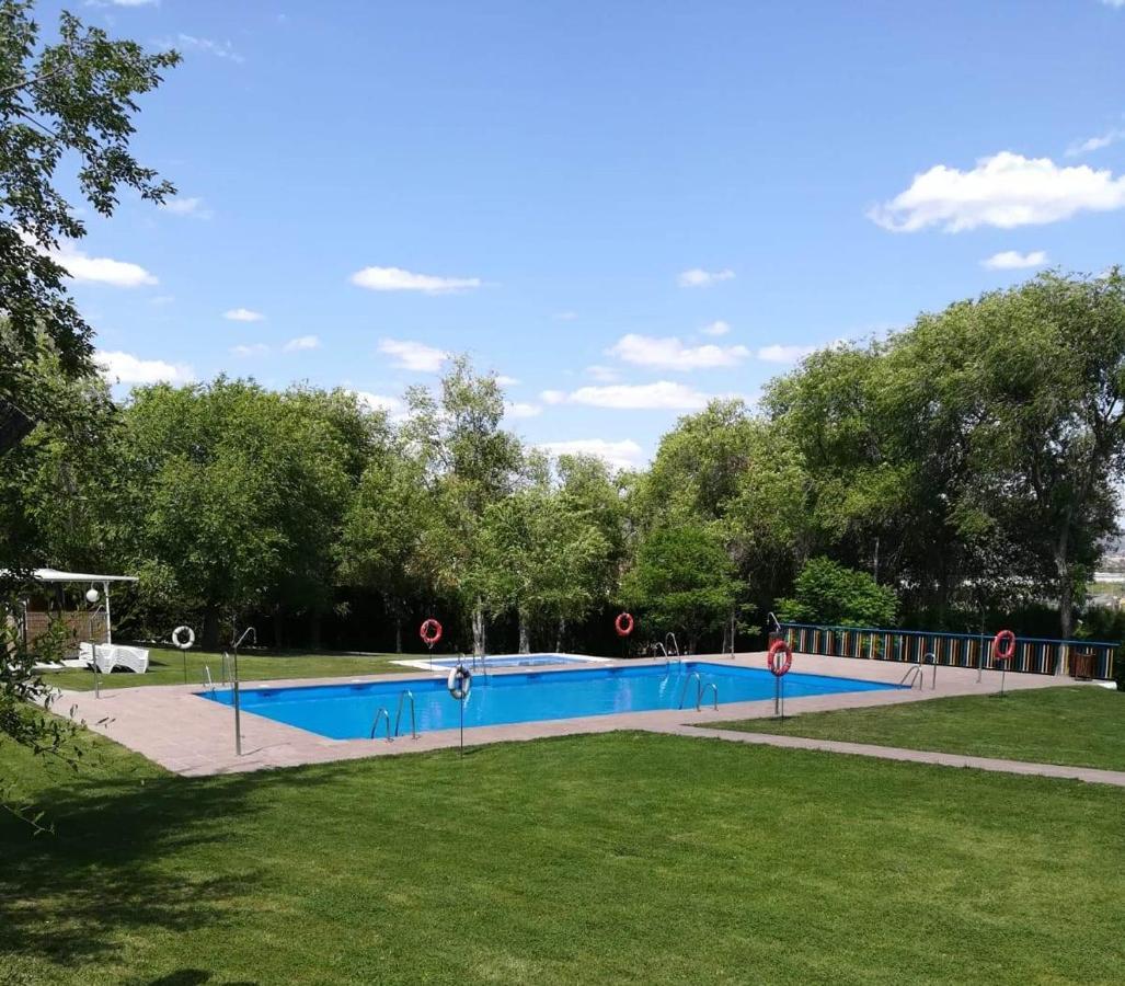 Hotel Rural Las Monteras Villanueva del Rey  Екстериор снимка