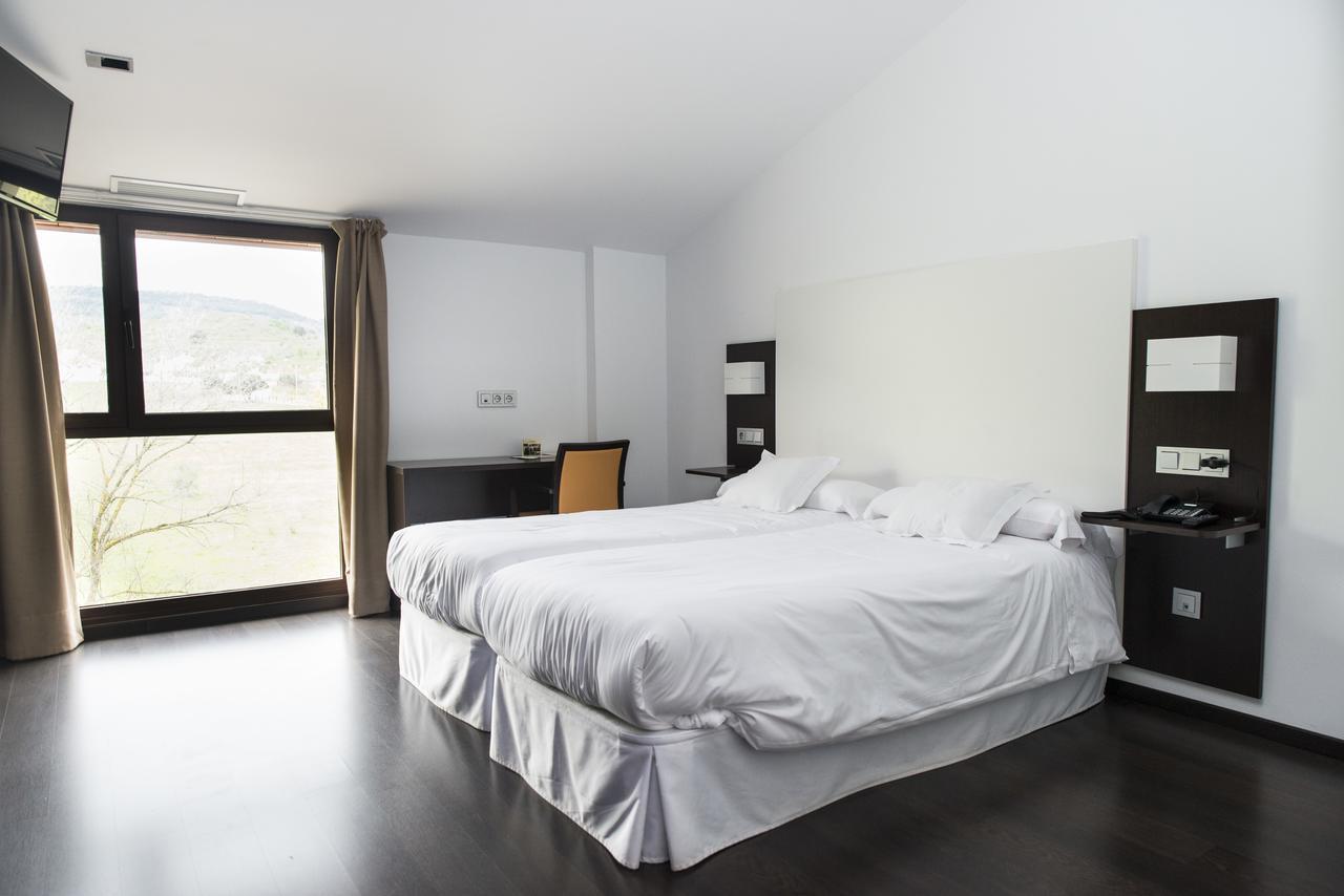 Hotel Rural Las Monteras Villanueva del Rey  Екстериор снимка