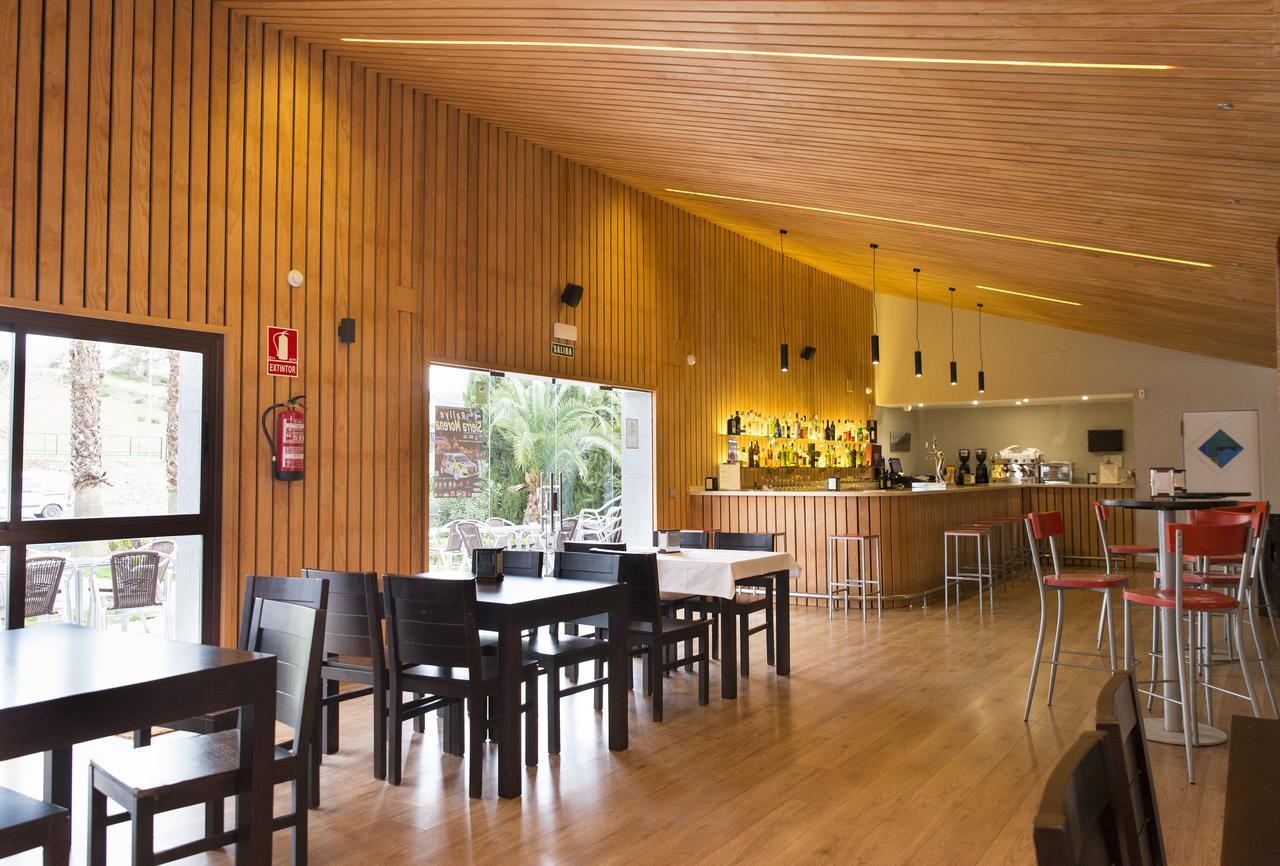 Hotel Rural Las Monteras Villanueva del Rey  Екстериор снимка